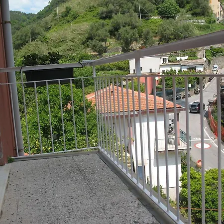 Via Roma * Monterosso al Mare